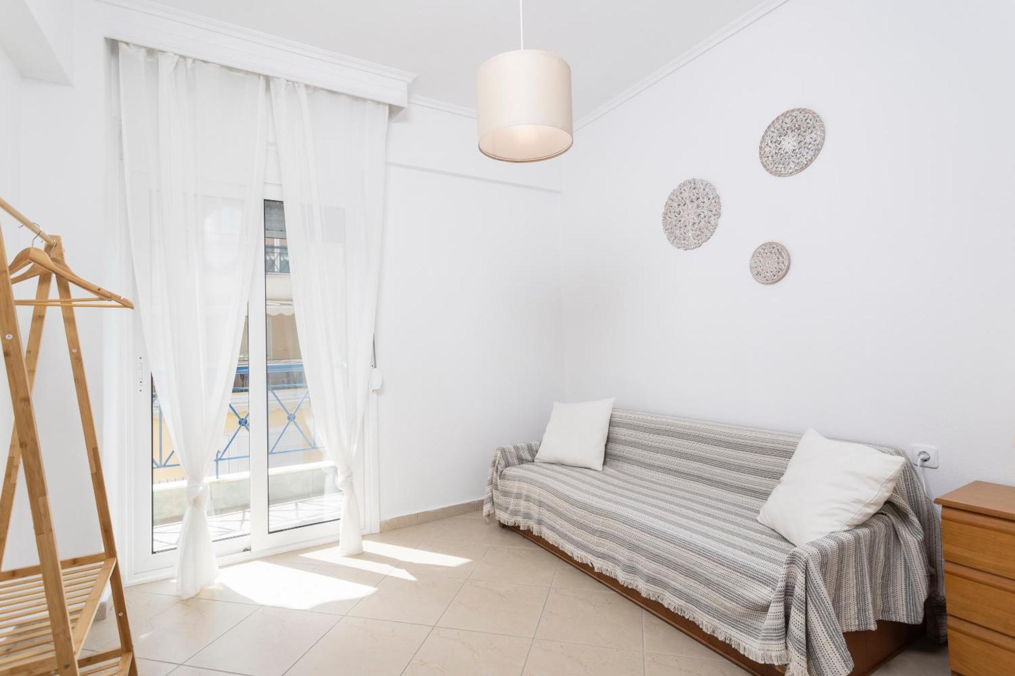 Mainavenue Palm Seaside Ferienhaus Polychrono